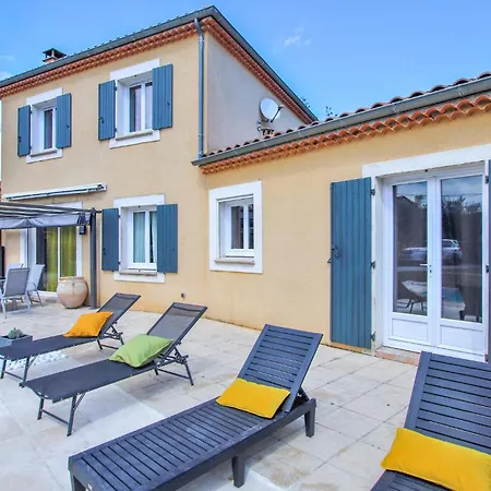 Nice In With Kitchen Holiday home Espeluche