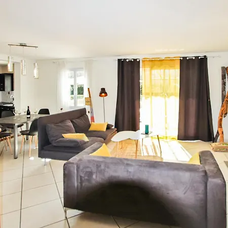 Nice In With Kitchen * Espeluche